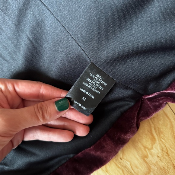 Maroon/Burgundy Velvet Jacket - Picture 4 of 8